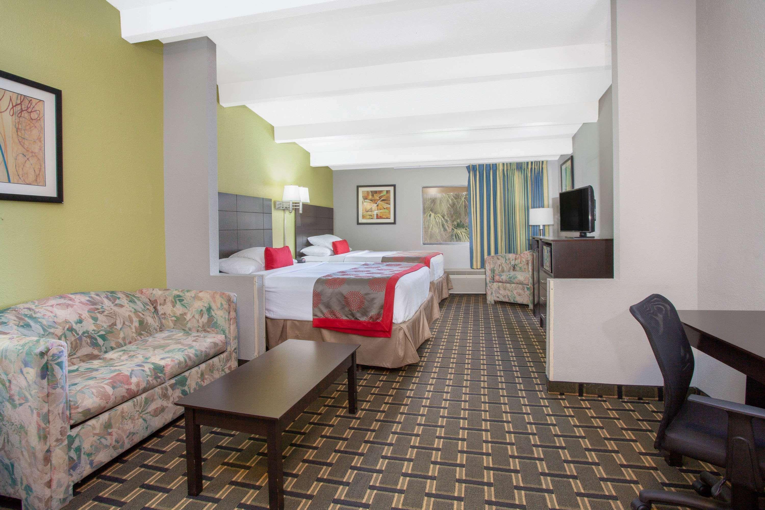 Ramada By Wyndham Davenport Orlando South Hotel Екстериор снимка
