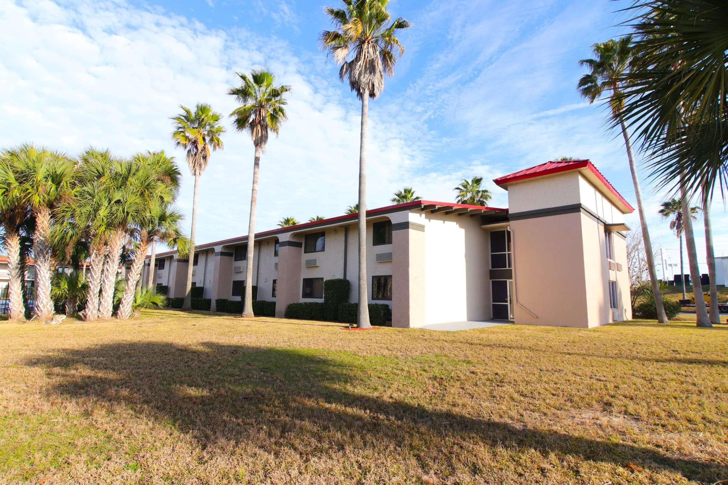Ramada By Wyndham Davenport Orlando South Hotel Екстериор снимка