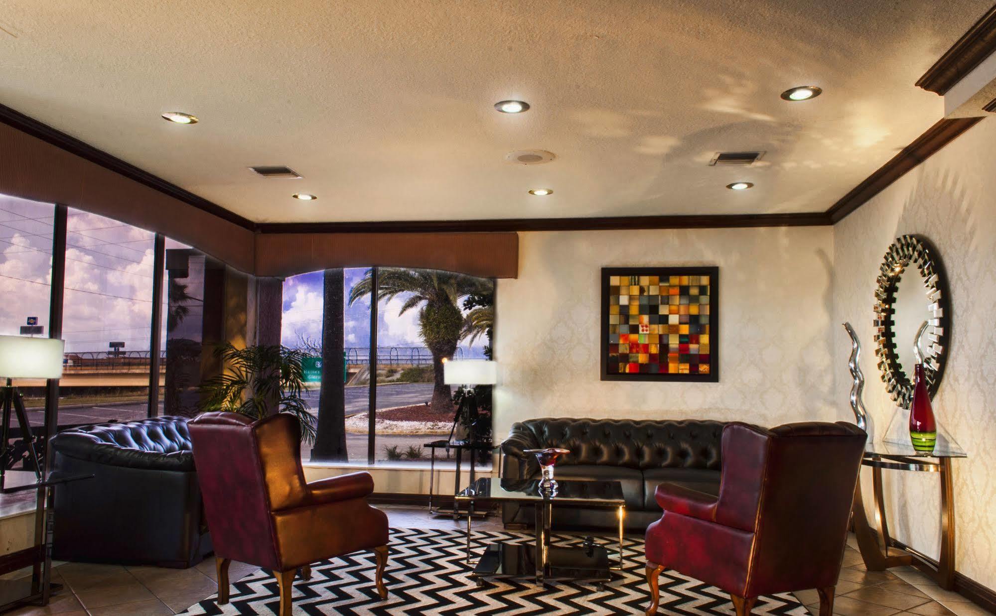 Ramada By Wyndham Davenport Orlando South Hotel Екстериор снимка